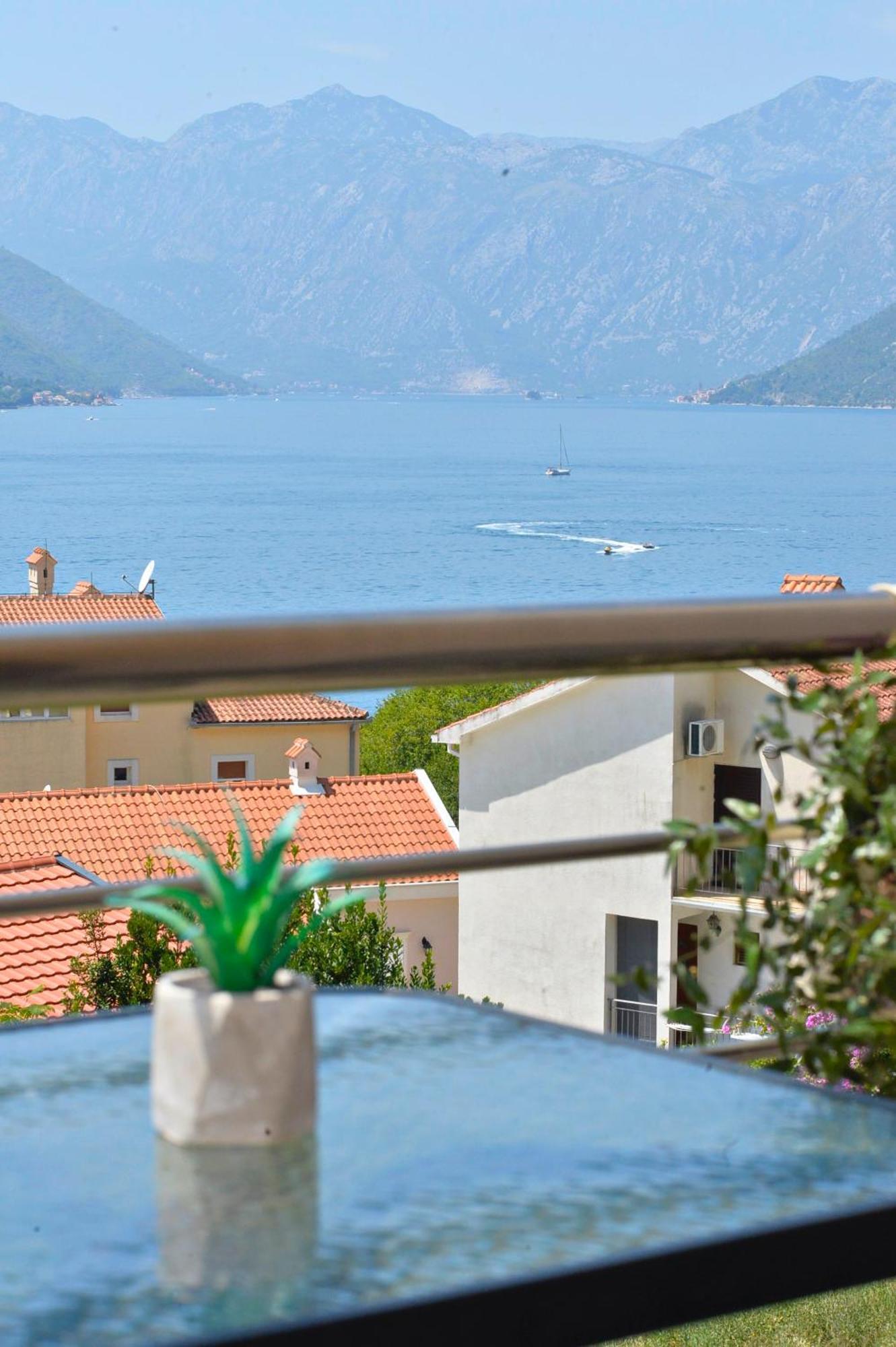 Pearl Shell Apartments Kotor Zewnętrze zdjęcie